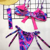 Print Triangle Bikini Swimsuit - Thumbnail 4