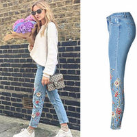 Floral Embroidered Jeans - Jeans - Clothing - Thumbnail 2