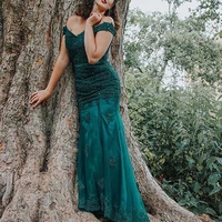 Stylish Mermaid Off the Shoulder Green Lace Long Prom Evening Dresses with Appliques - Thumbnail 2