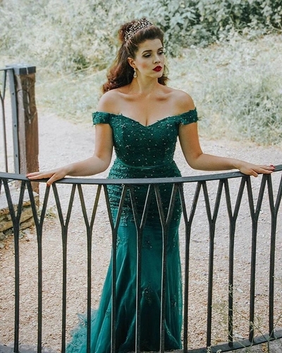 Stylish Mermaid Off the Shoulder Green Lace Long Prom Evening Dresses with Appliques