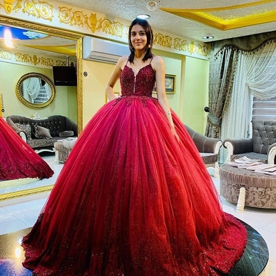 Shiny ball gowns prom dresses bling bling spaghetti straps quinceanera dresses 