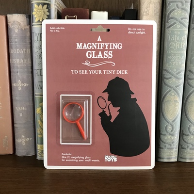 Private magnifying glass 