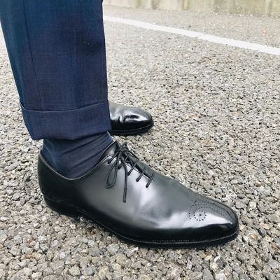 Men's handmade pure leather black colour whole cut brogue lace up formal shoes