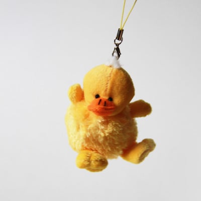 Kawaii yellow duckie plushie keyring - Thumbnail 5