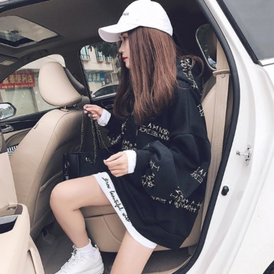 Letter print harajuku hoodies in black and white