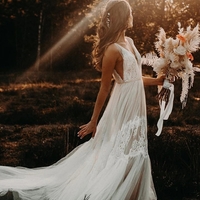 Boho Tulle Illusion V-neck A-line Backless Wedding Gowns - Thumbnail 4