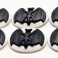 6 of 25x18 mm Horizontal Single Large Bat Cameo Black over White, Spooky Vampires - Thumbnail 1