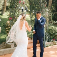 Charming V-Neck Lace Appliuqed Wedding Dresses Backless Bridal Gowns - Thumbnail 3