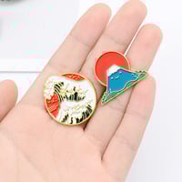 FUJI MOUNTAIN AND KANAGAWA WAVES PINS SET  - Thumbnail 1