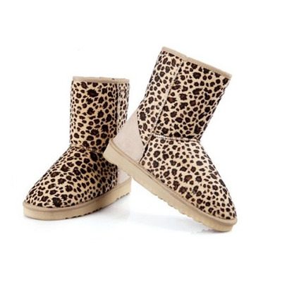 Leopard snow boot