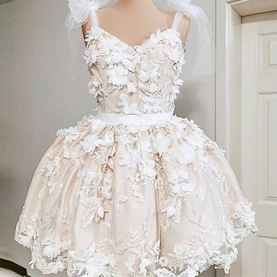 Straps short homecoming dresses with appliques - Thumbnail 5