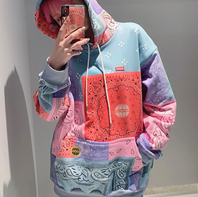 PAISLEY TRIBAL PRINT HOODIE