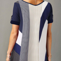 Geometric Print Round Neck Button Detail Blouse - Thumbnail 2