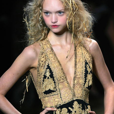 Dia sun crystal earrings