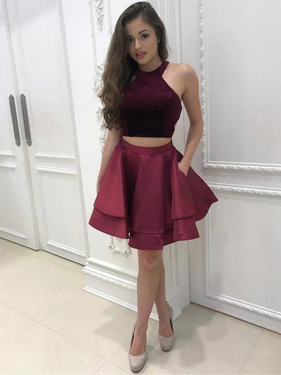 SP1080,Two Pieces A-line Burgundy Short Prom Dress,Halter Homecoming Dresses