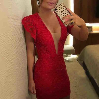 Solid Color Lace Splicing V-Neck Dress