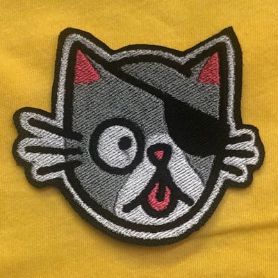 Eyepatch cat embroidered patch