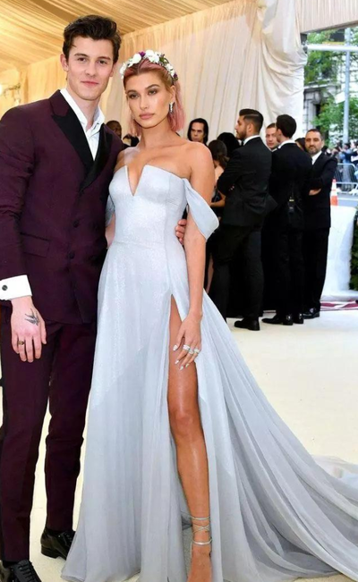 SP1238,Light Blue Hailey Baldwin Prom Dress With High Slit Formal Pageant Holidays Wear Graduation Evening Party Gown Custom Made Plus Size