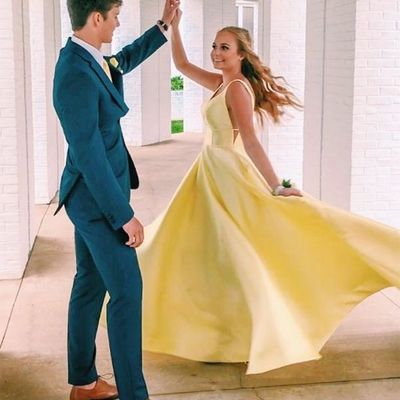 Sp1249,yellow prom dresses,v-neck prom dress,a-line evening dresses