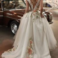 Princess Ball Gown V Neck Tulle White Wedding Dresses - Thumbnail 1