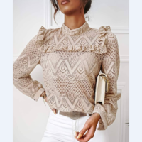 Spitzen Rüschensaum Aushöhlen Langarm Top - Thumbnail 1