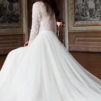 Elegant A-Line Wedding Dresses Long Sleeve Lace Bridal Dress with Tulle Skirt - Thumbnail 1