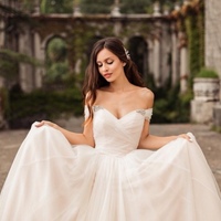 Rhinestones Off-the-shoulder Tulle Bridal Gown with Ruching Bodice - Thumbnail 2