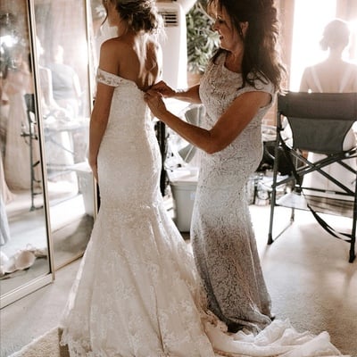 Mermaid off the shoulder lace wedding dresses with train,custom made bridal gown - Thumbnail 2