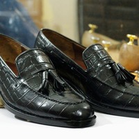 Handmade Black Alligator Leather Tussles Loafers Shoes For Men's - Thumbnail 1