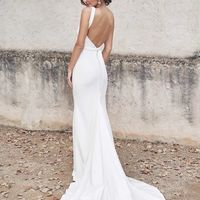 Chic Mermaid V Neck Open Back White Heavy Satin Wedding Dresses with Button - Thumbnail 1