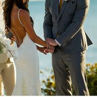 White Sexy Backless Spaghetti Straps Lace Wedding Dress Summer Beach Bridal Gown - Thumbnail 3