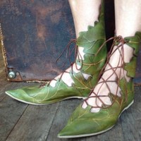 Whimsical Leaf Design Lace up Gladiator Sandals - Thumbnail 1