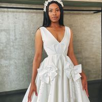 Vintage A-Line V Neck White Satin Wedding Party Dresses - Thumbnail 1