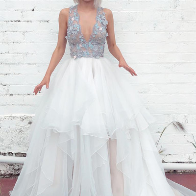 Layered plunging neck wedding dress with colored appliques,695