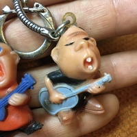 Vintage Mop top Figures Keychains 1.5" figure - Thumbnail 2