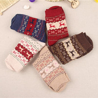  5-Pack Elk Socks Christmas Women's Crew Socks - Thumbnail 1