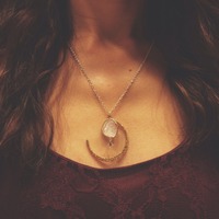 Gold Crescent - Thumbnail 2