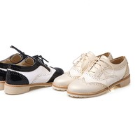 Chic Black and White Lace up Oxford Shoes - Thumbnail 4