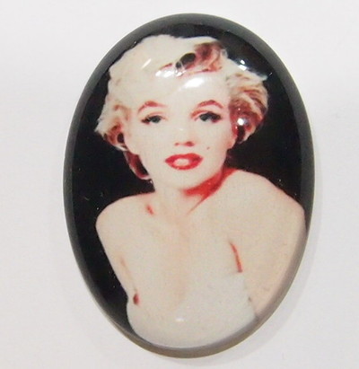 4 of 40x30 mm Acrylic Transferware Marilyn Monroe, Very Beautiful, Glamorous and Colorful Wow