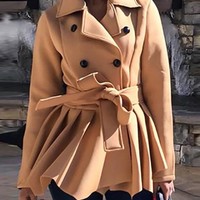 Autumn and Winter Ruffled Stylish Coat - Thumbnail 4