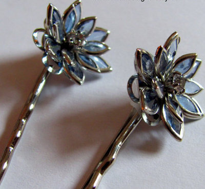 Vintage sapphire blue glass lily bobby pin set