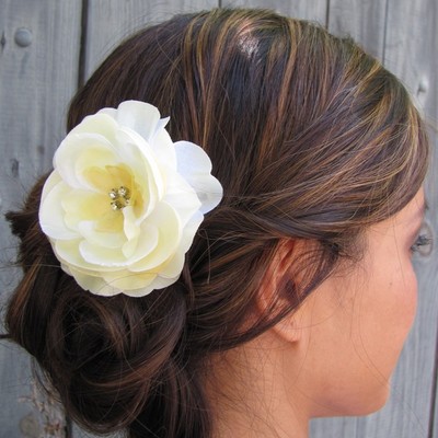 Pale yellow silk rose bridal comb with rhinestones