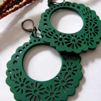 Green hoop wood pierced earrings, bohemian filigree style