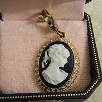 Juicy Couture Cameo Charm - Thumbnail 1