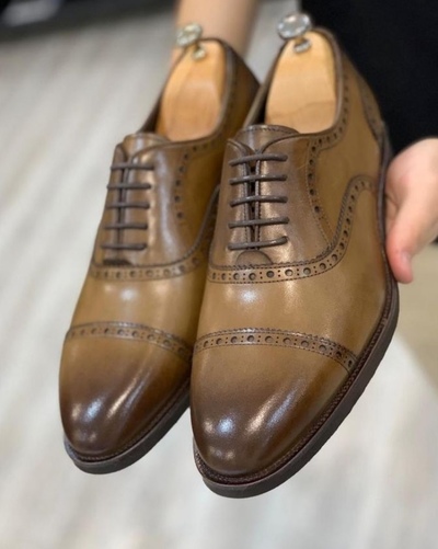 Gentlemen Limited Edition Two Tone Oxfords Cap Toe Leather Lace up Wedding Shoes