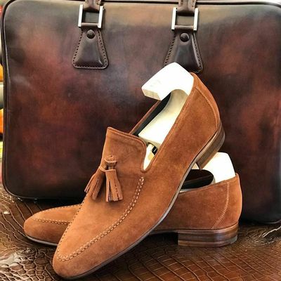 Luxury handmade men tan suede loafer shoes with tassels, men casual loafer shoes