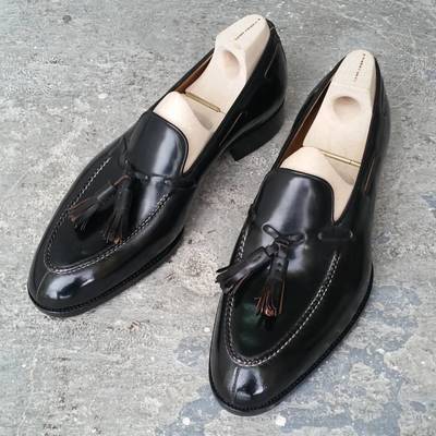 Elegant black handmade tussles moccasin slip on loafer leather dress shoes for men's