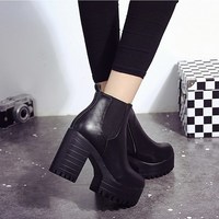 High Heels Platform Boots in Red and Black - Thumbnail 1