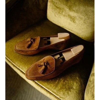 Handmade men brown round toe tassels loafer dress shoes, real suede shoes