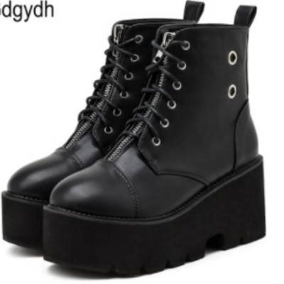 Black punk rivets platform boots